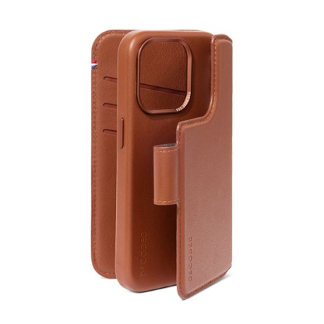 Detachable Leather MagSafe Folio for iPhone 15 - Tan