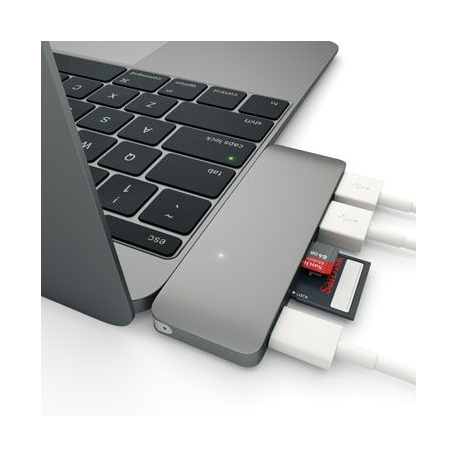 Type-C Hub Space Grey for Charging and Devices Simultaneously