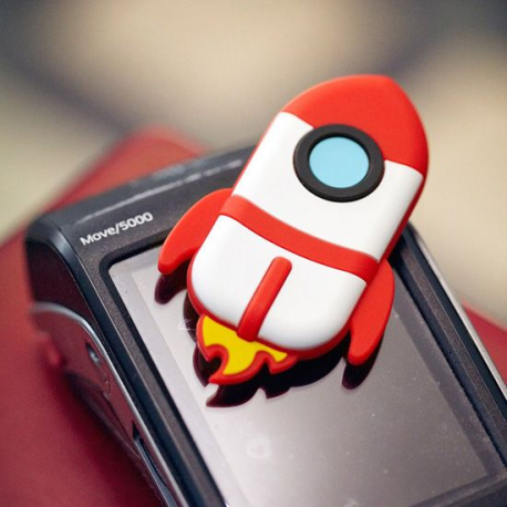 Money Walkie: The Rocket Contactless Wallet